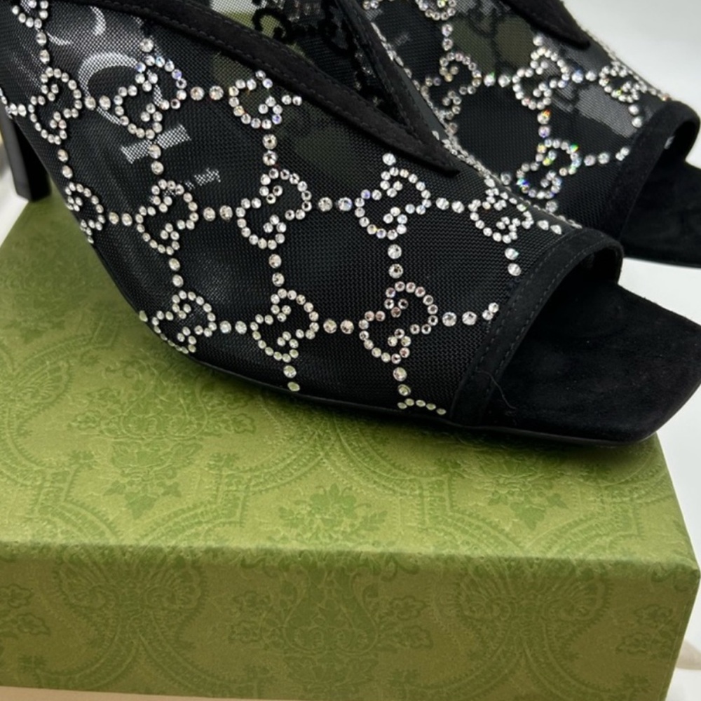 Women's Gucci GG CRYSTAL EMBELLISHED MIKES . Size 39 (US 9) - Picture 4 of 11